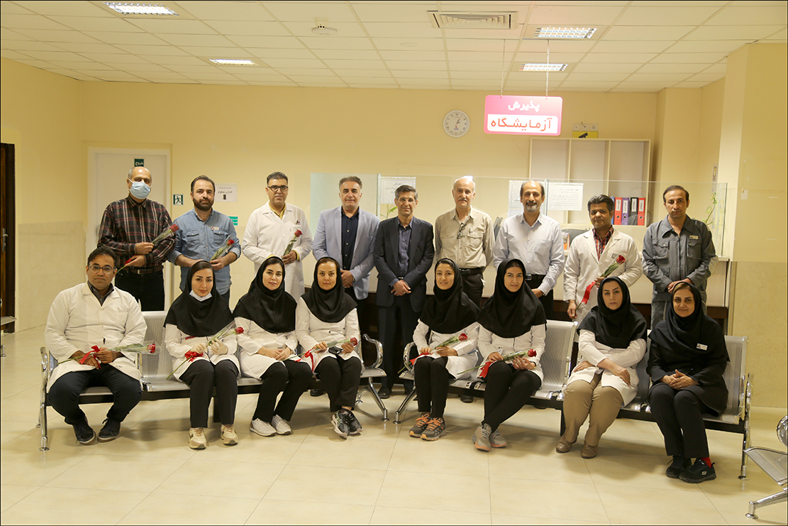 گرامی داشت روز آزمایشگاه 2/ 1402 10