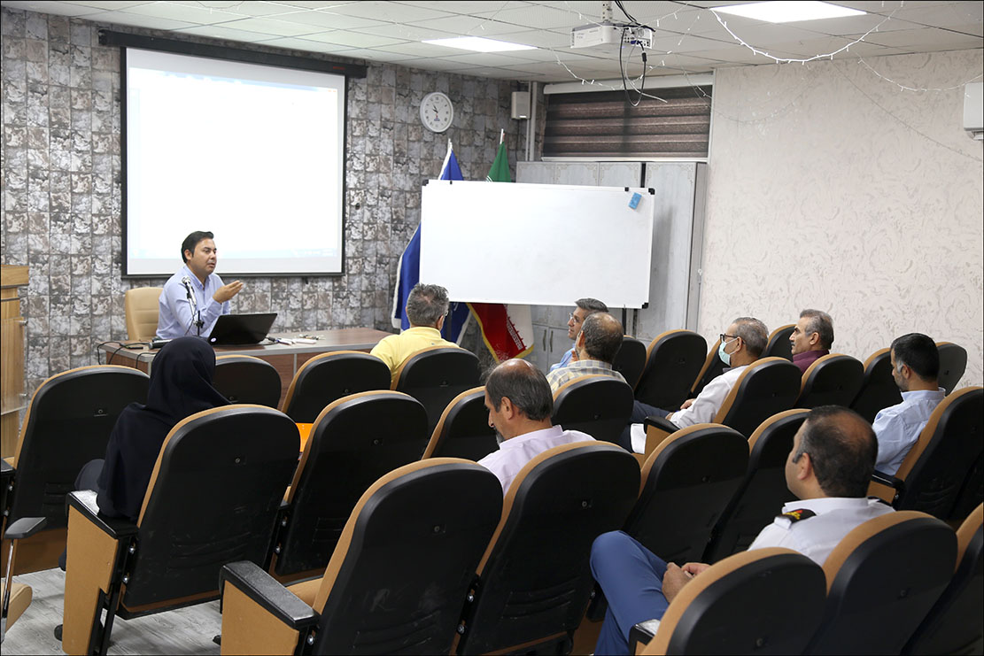 برگزاری کلاس آموزشی تحت عنوان روش اجرایی راهنمای تدوین سناریو، اجرا و ارزیابی مانور  12