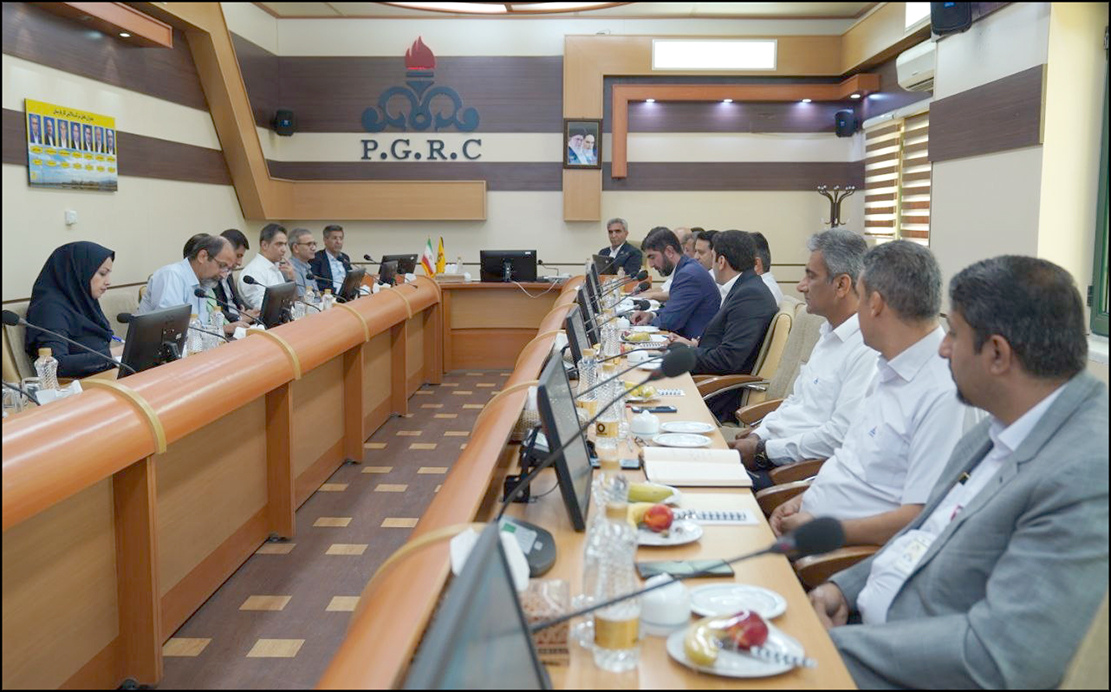 نشست بررسی مسائل بهداشتی و درمانی کارکنان شرکت پالایش گاز پارسیان برگزار شد 14