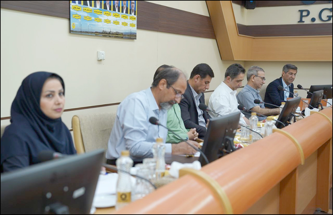 نشست بررسی مسائل بهداشتی و درمانی کارکنان شرکت پالایش گاز پارسیان برگزار شد 16