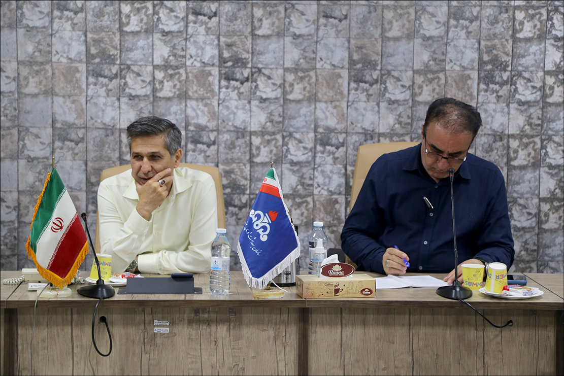 سومین جلسه شورای پایگاه بسیج مقاومت بهداشت و درمان صنعت نفت فارس برگزار شد 5