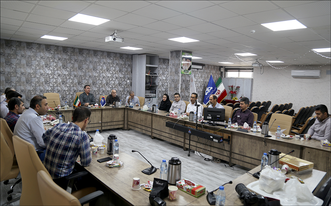 گرامی داشت روز ملی حراست و روز ملی فناوری اطلاعات در بهداشت و درمان صنعت نفت فارس 11