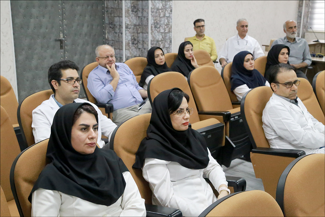 برگزاری دوره آموزشی بررسی سرطان های خون رده تکثیری 7
