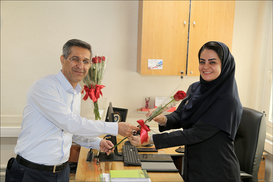 گرامی داشت روز کارمند در بهداشت و درمان صنعت نفت فارس 24