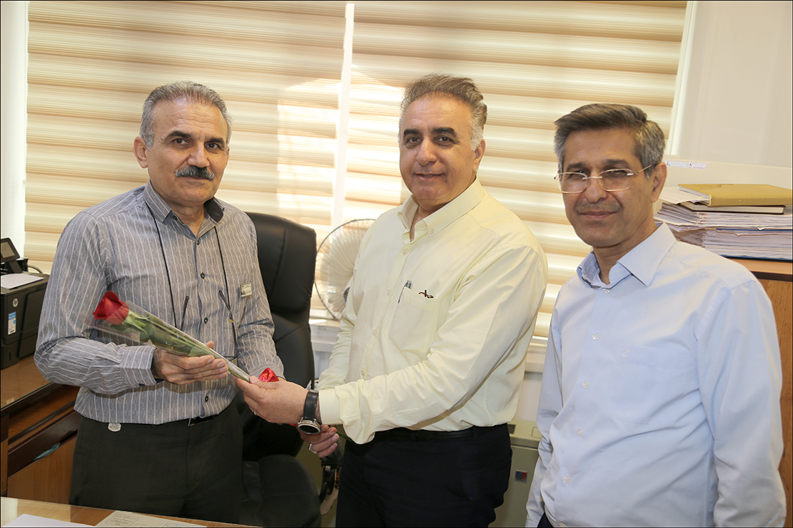 گرامی داشت روز کارمند در بهداشت و درمان صنعت نفت فارس 30