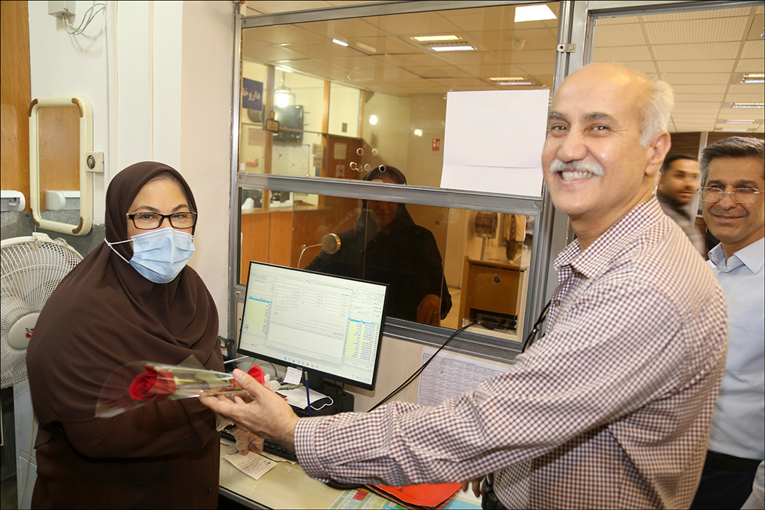 گرامی داشت روز کارمند در بهداشت و درمان صنعت نفت فارس 52