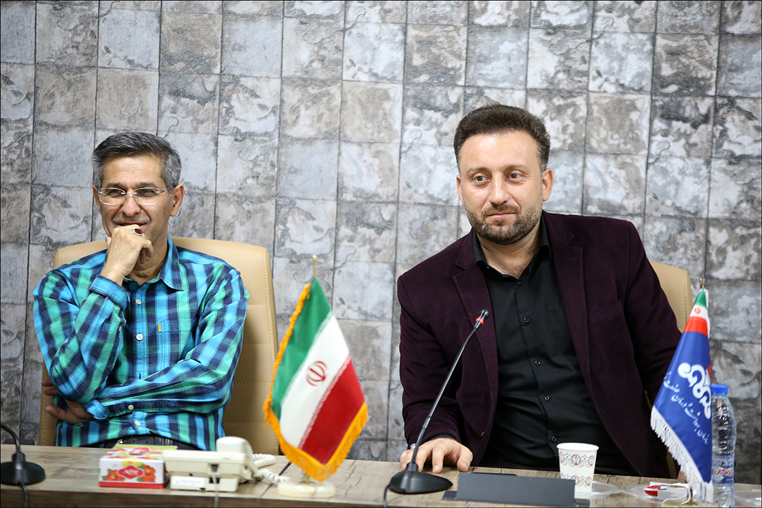 نشست جهاد تبیین به همت پایگاه مقاومت بسیج بهداشت و درمان صنعت نفت فارس برگزار شد 1