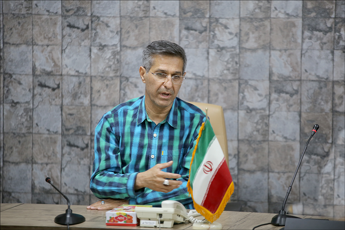 نشست جهاد تبیین به همت پایگاه مقاومت بسیج بهداشت و درمان صنعت نفت فارس برگزار شد 13