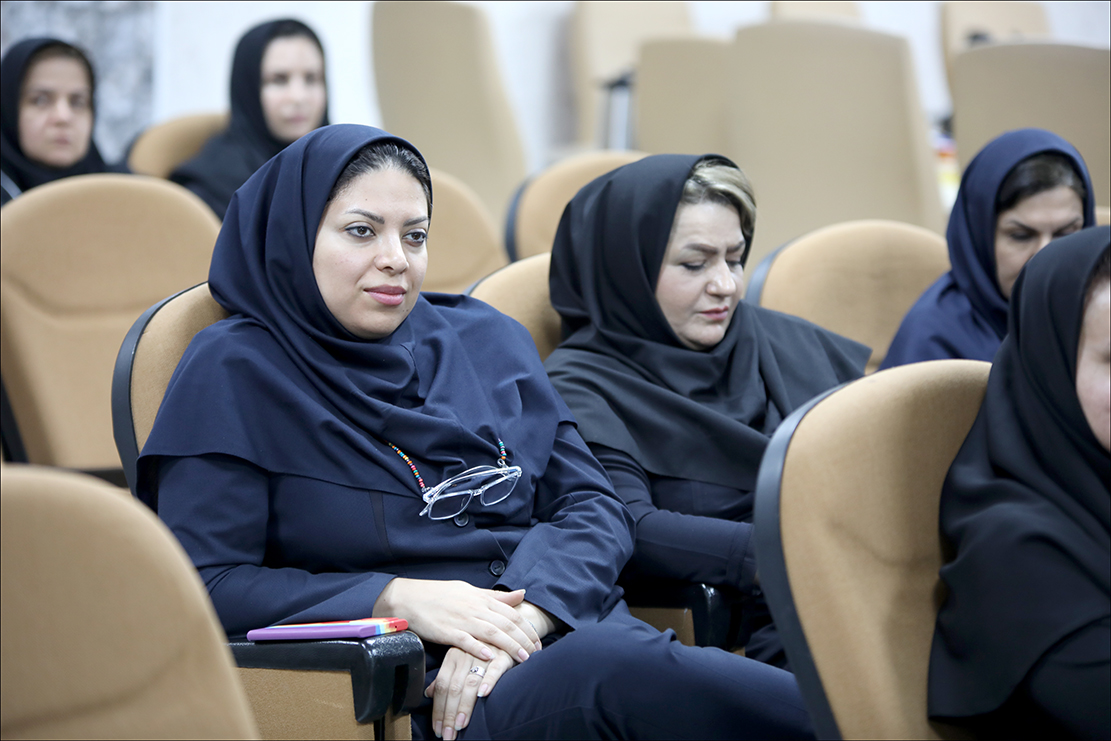 نشست بررسی دغدغه کمبود نیروی انسانی در سطح بهداشت و درمان صنعت نفت فارس 9