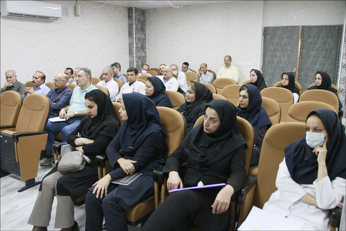 نشست بررسی دغدغه کمبود نیروی انسانی در سطح بهداشت و درمان صنعت نفت فارس 22