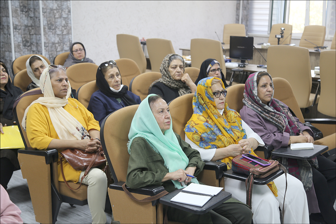 برگزاری کلاس آموزشی نقش تغذیه در پیشگیری و درمان پر فشاری خون 9