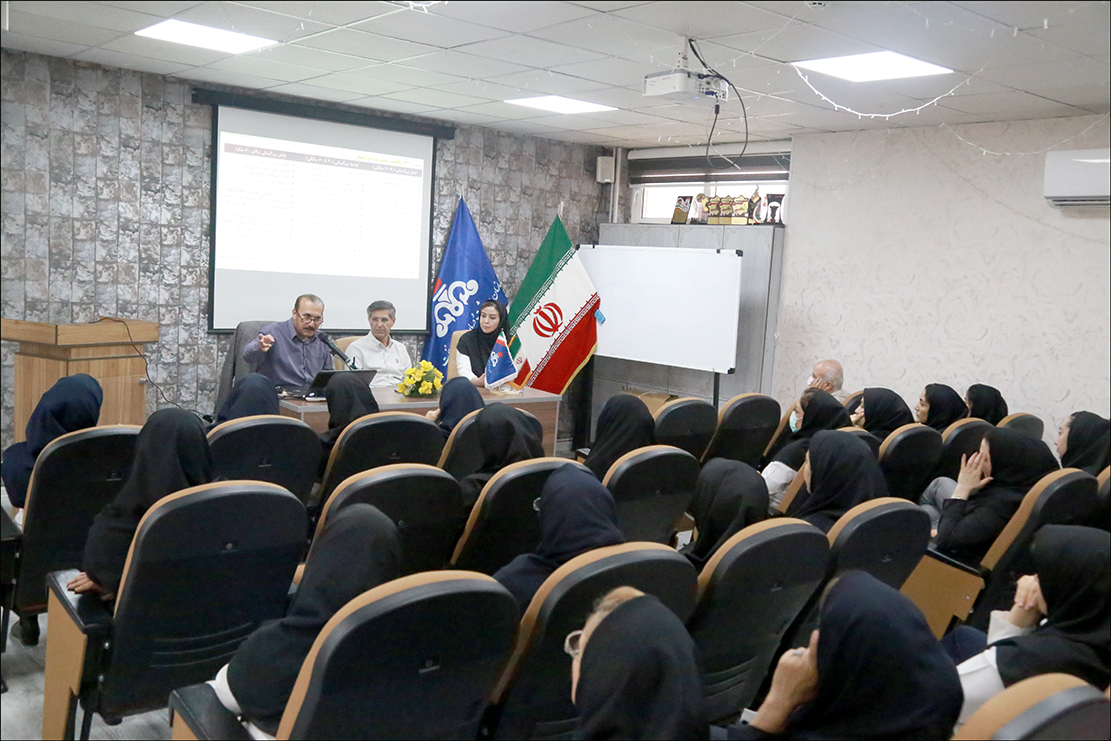 نشست آموزشی سلامت روان بانوان در راستای اجرای پویش ازدواج جوانان برگزار شد 10