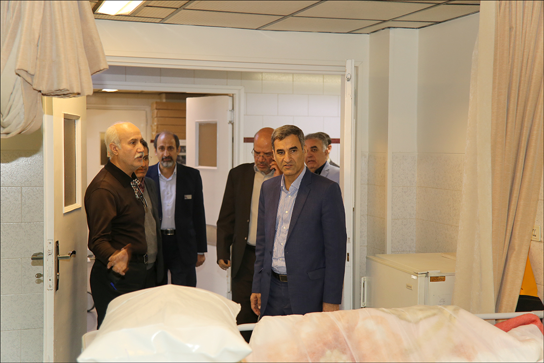 بازدید مدیر عامل سازمان از مراکز درمانی بهداشت و درمان صنعت نفت فارس 2