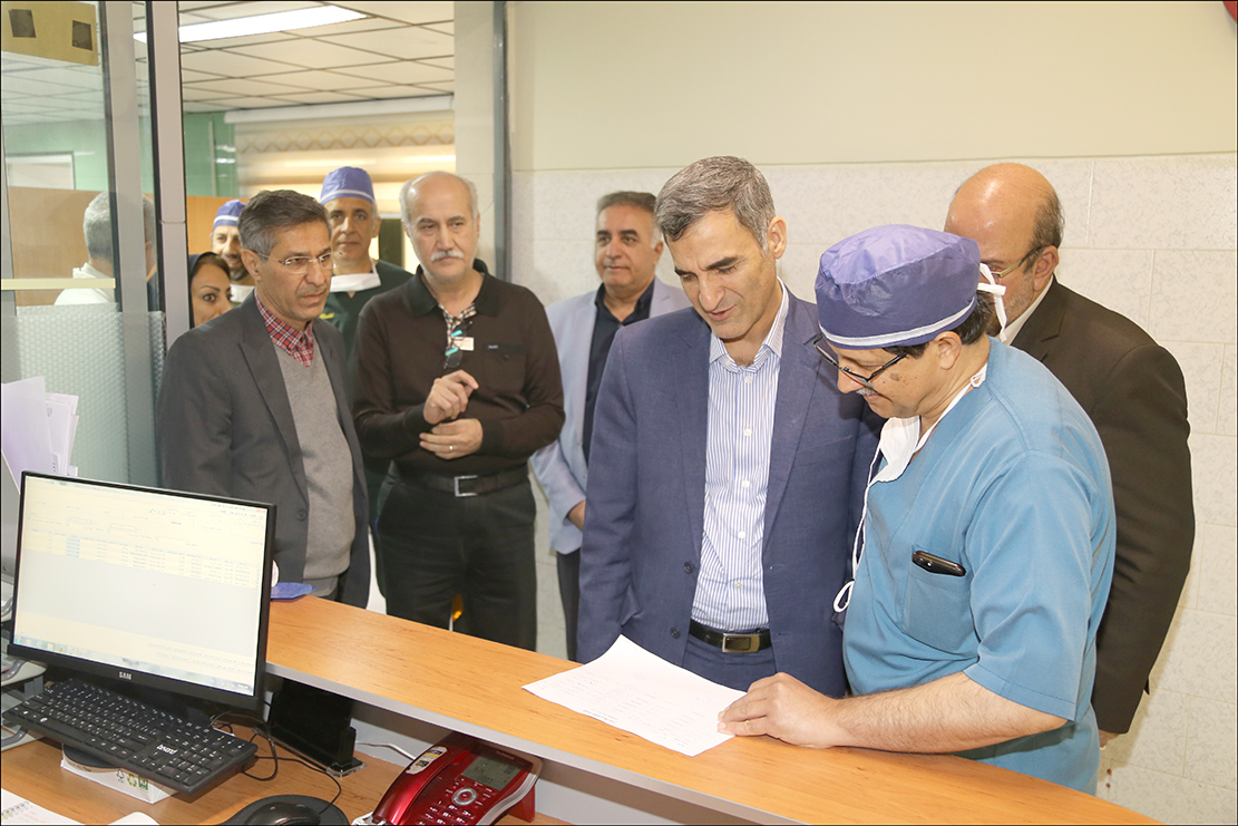 بازدید مدیر عامل سازمان از مراکز درمانی بهداشت و درمان صنعت نفت فارس 8