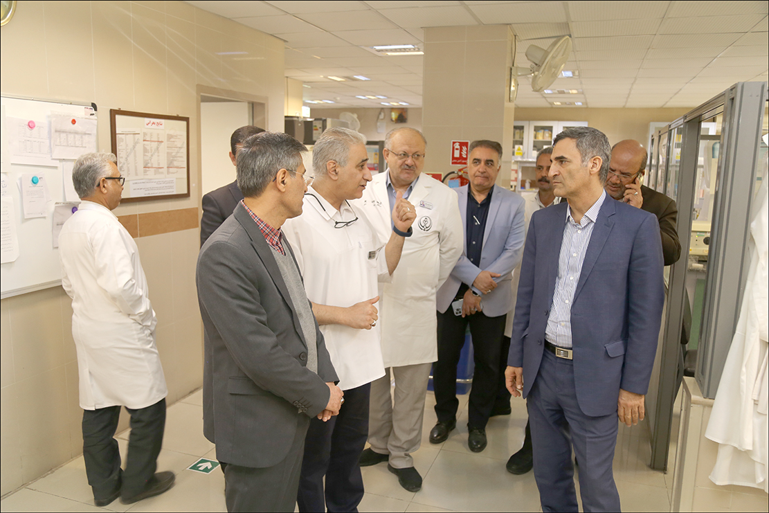 بازدید مدیر عامل سازمان از مراکز درمانی بهداشت و درمان صنعت نفت فارس 15