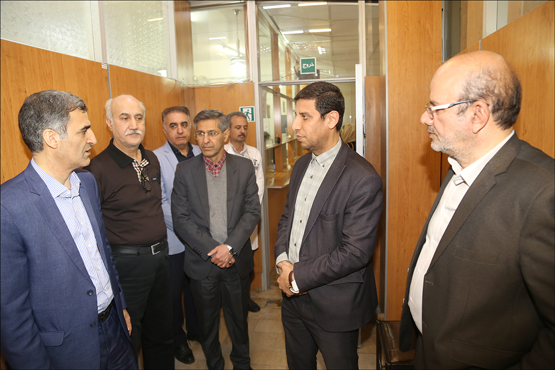 بازدید مدیر عامل سازمان از مراکز درمانی بهداشت و درمان صنعت نفت فارس 24