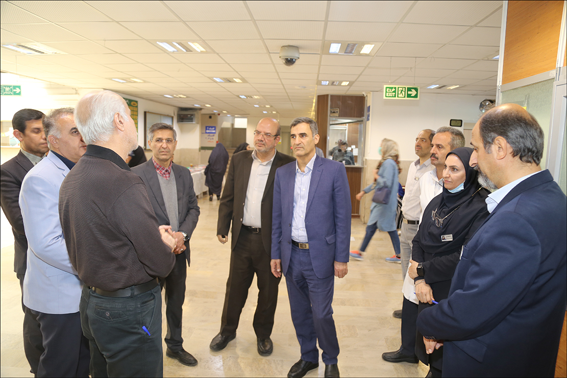 بازدید مدیر عامل سازمان از مراکز درمانی بهداشت و درمان صنعت نفت فارس 25