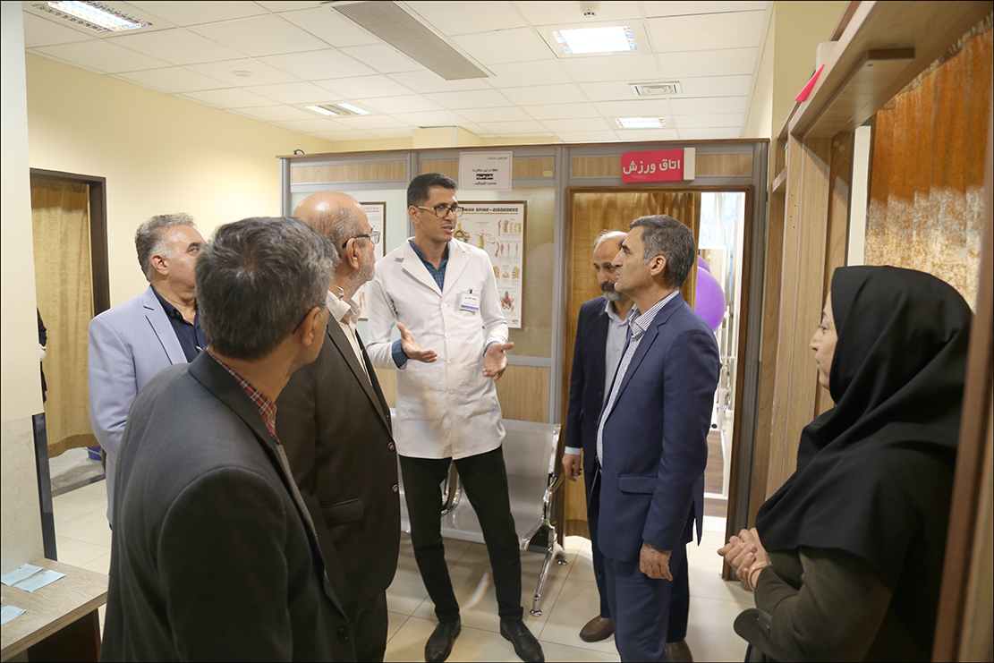 بازدید دکتر جزایری/درمانگاه شماره 2 3