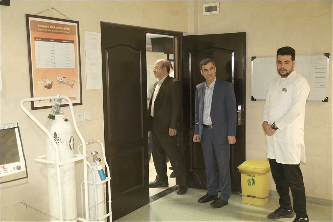 بازدید دکتر جزایری/درمانگاه شماره 2 5