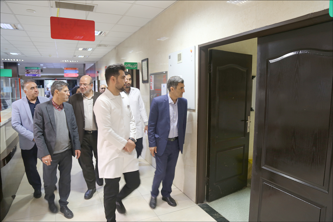 بازدید دکتر جزایری/درمانگاه شماره 2 6