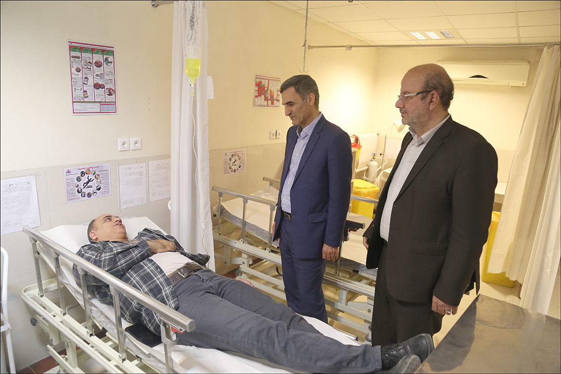 بازدید دکتر جزایری/ درمانگاه مرودشت 1