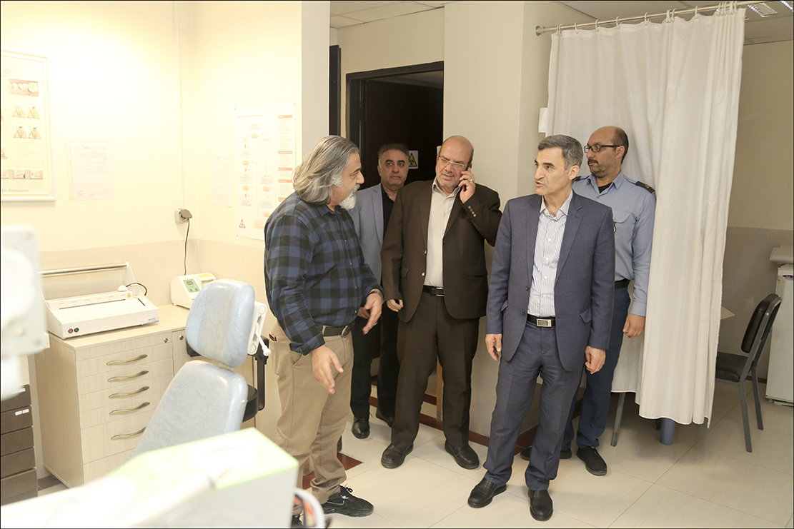 بازدید دکتر جزایری/ درمانگاه مرودشت 7