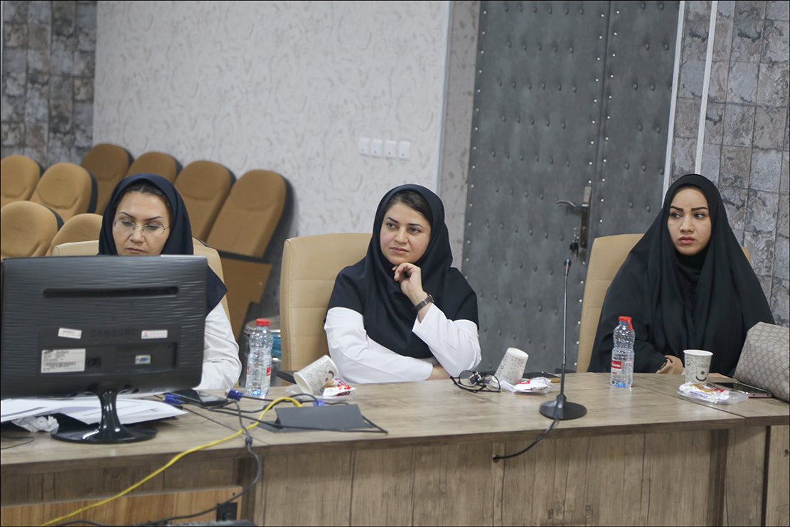 هم اندیشی پایگاه خواهران و دکتر تندر 15