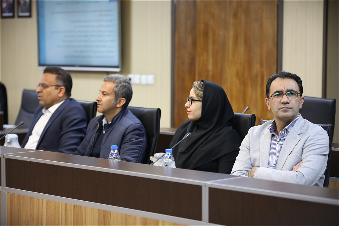 نشست هم اندیشی ارتقاء سطح سلامت شاغلین 1