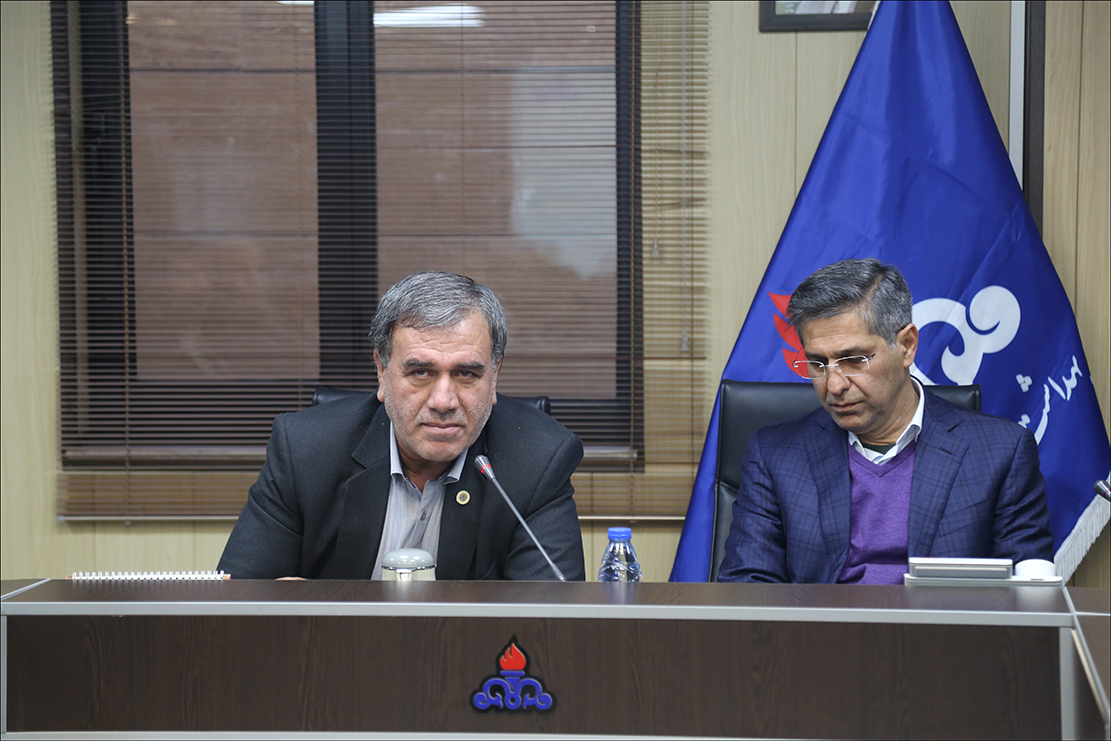 نشست هم اندیشی ارتقاء سطح سلامت شاغلین 12