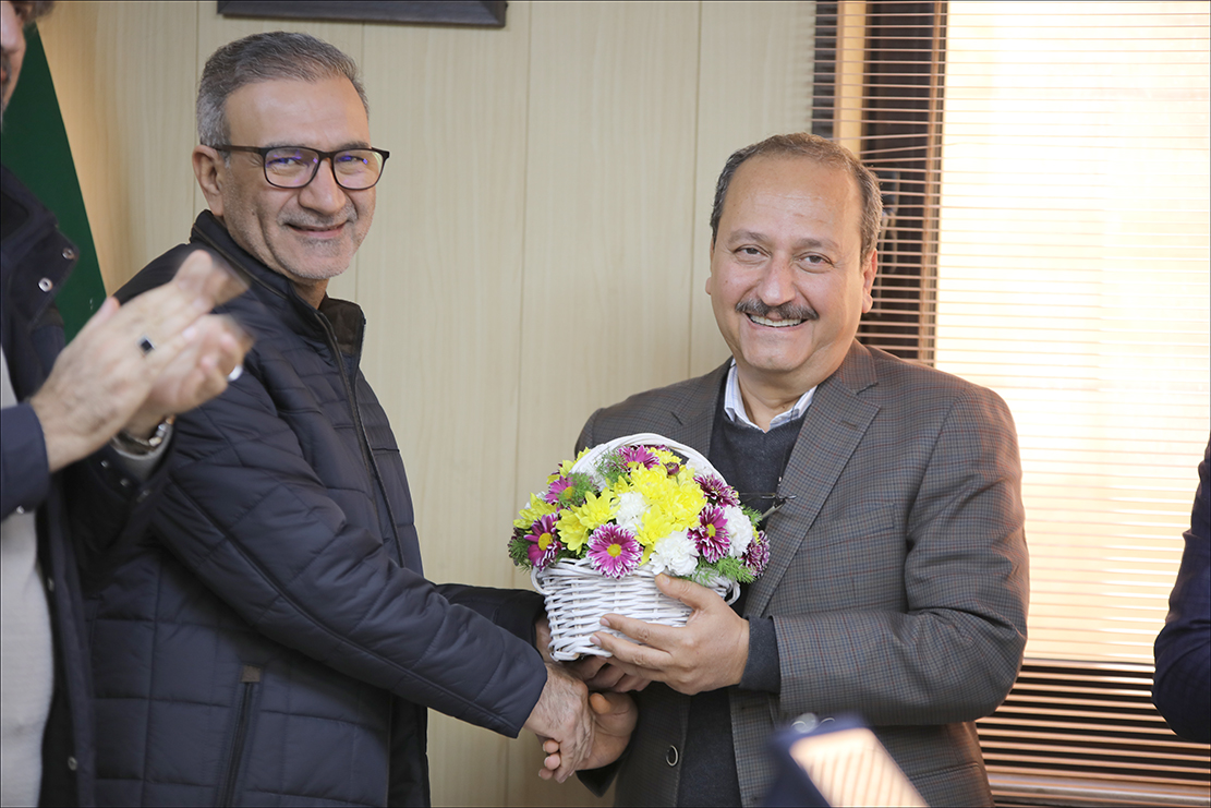 نشست هم اندیشی ارتقاء سطح سلامت شاغلین 41