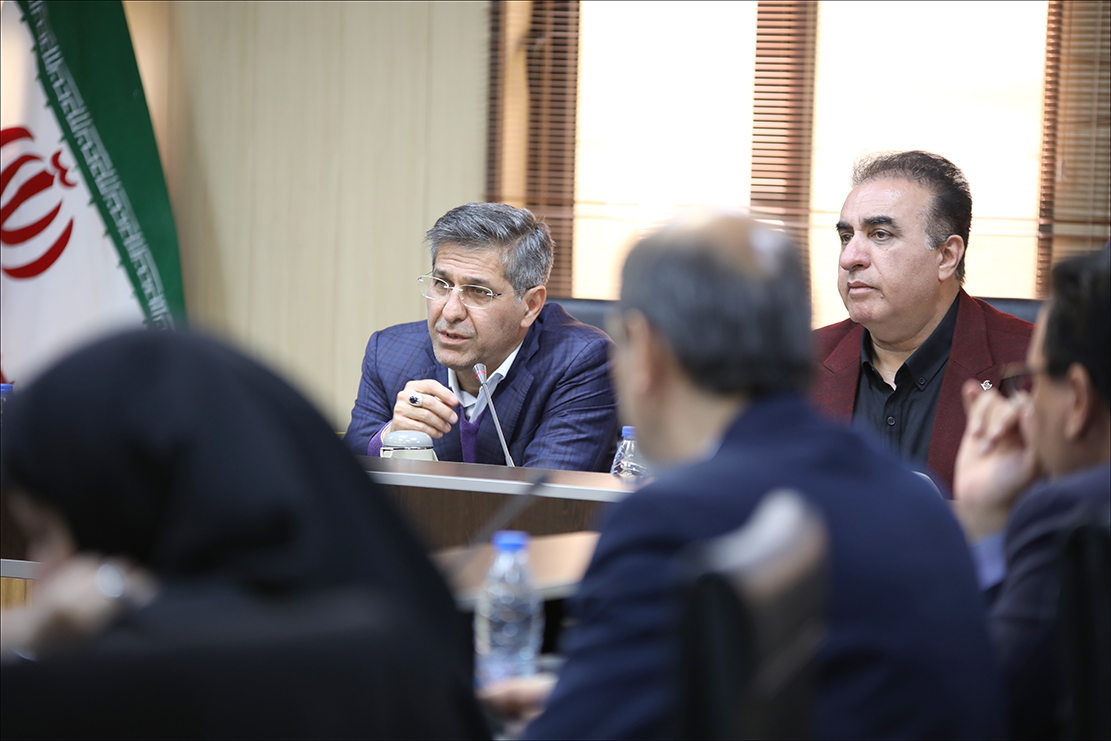 نشست هم اندیشی ارتقاء سطح سلامت شاغلین 45