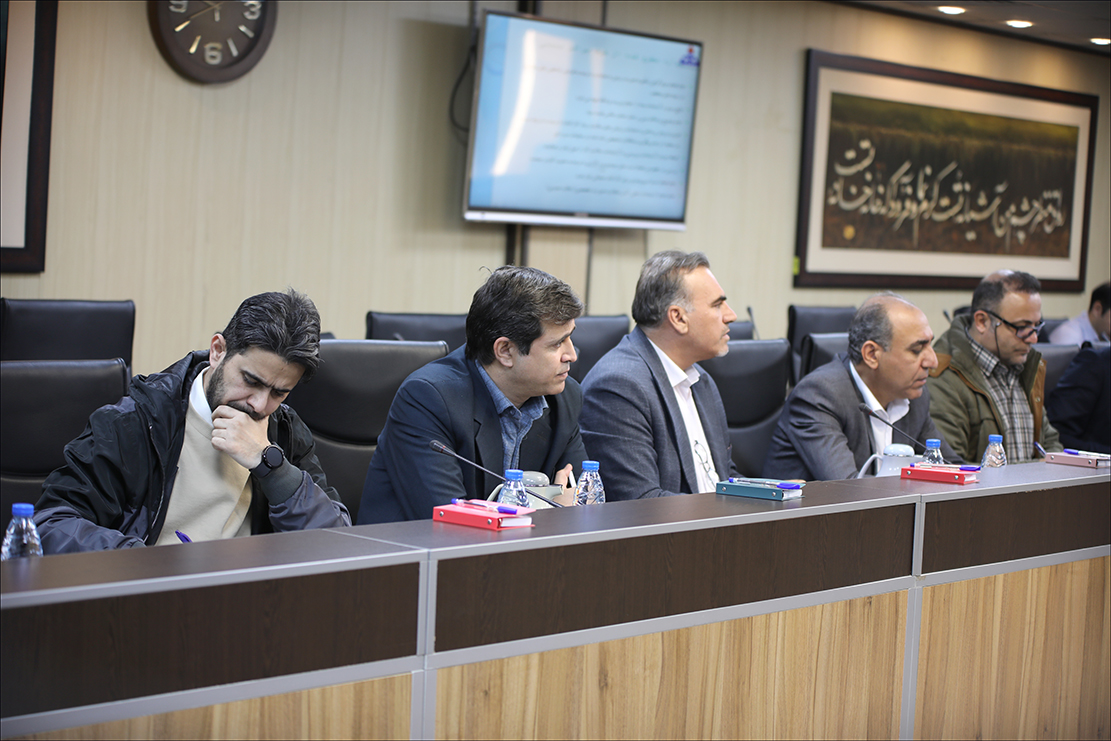 نشست هم اندیشی ارتقاء سطح سلامت شاغلین 56