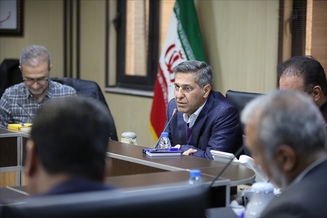 نشست هم اندیشی ارتقاء سطح سلامت شاغلین 62