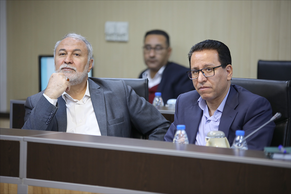 نشست هم اندیشی ارتقاء سطح سلامت شاغلین 68