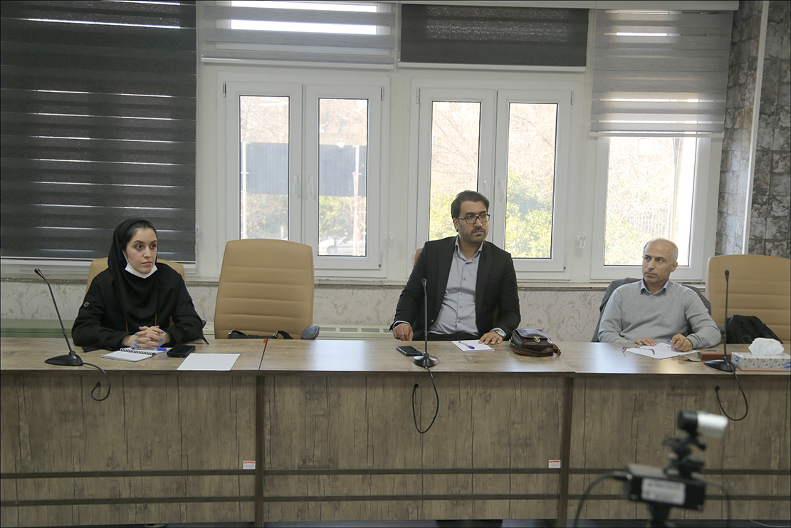 نشست آموزش فرآیندهای دارویی و تجهیزات پزشکی مصرفی برگزار شد 4