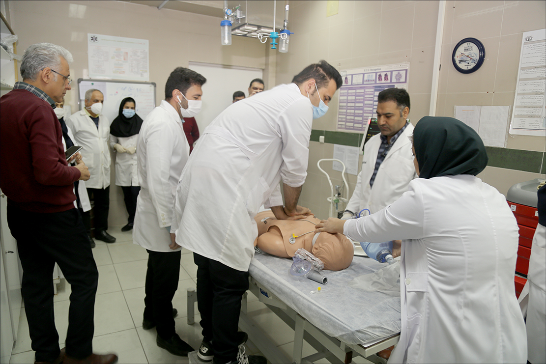 برگزاری مانور احیاء قلبی-ریوی در بهداشت و درمان صنعت نفت فارس 3