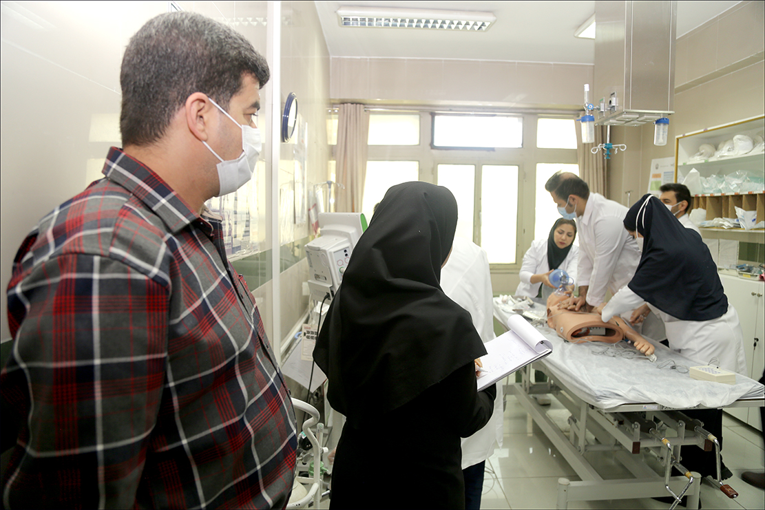 برگزاری مانور احیاء قلبی-ریوی در بهداشت و درمان صنعت نفت فارس 7