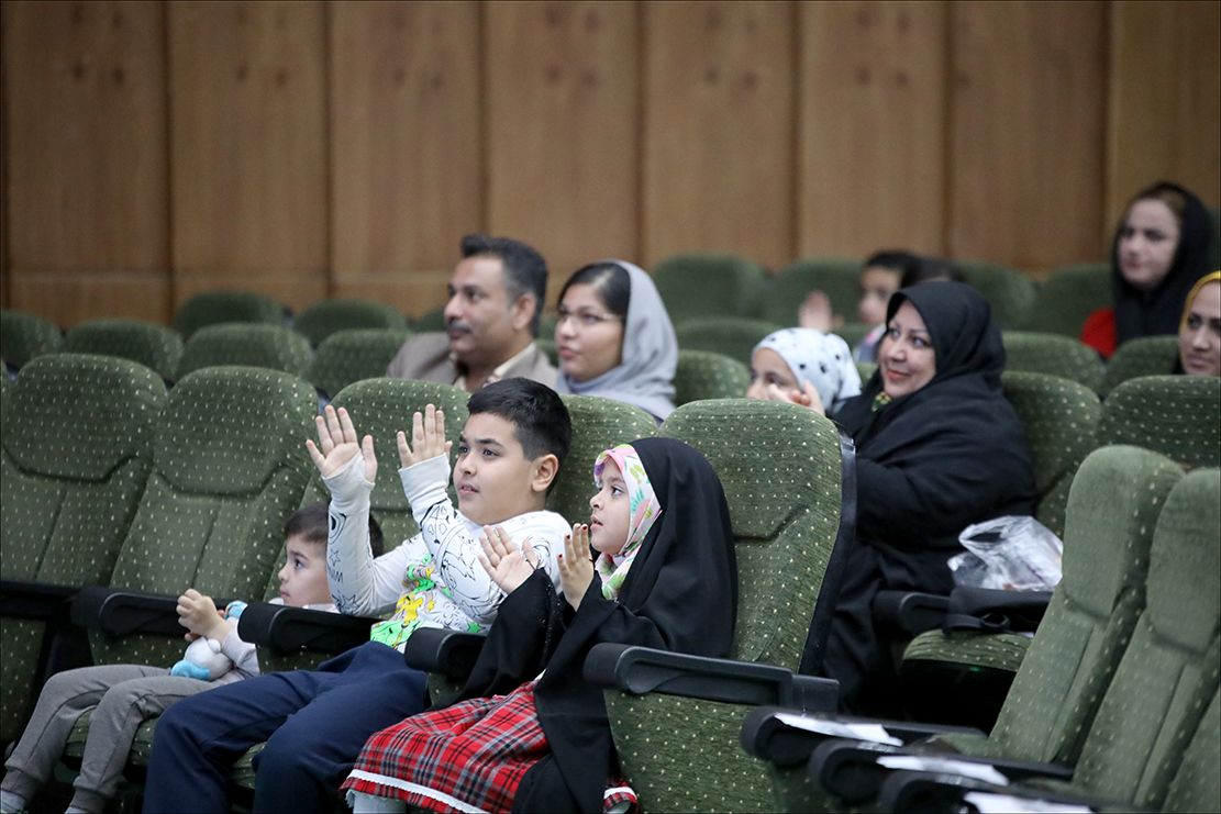 جشن بزرگ خانوادگی دهه فجر صنعت نفت فارس 79
