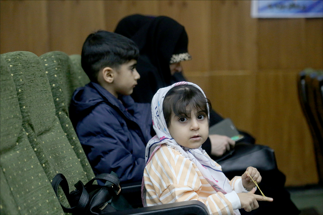 از فرزندان شهدای بهداشت و درمان صنعت نفت فارس تجلیل شد 3