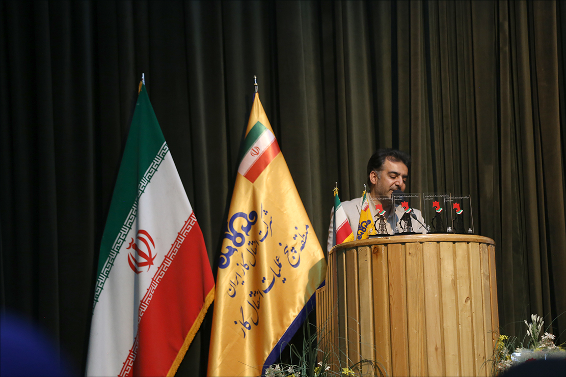 از فرزندان شهدای بهداشت و درمان صنعت نفت فارس تجلیل شد 6