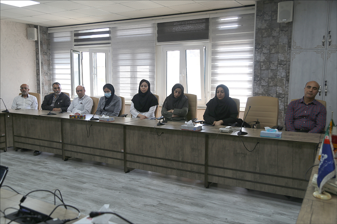 تجلیل از فرزندان شهدای بهداشت و درمان صنعت نفت فارس 21