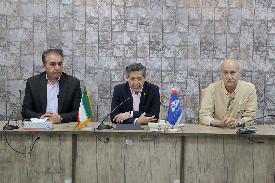 تجلیل از فرزندان شهدای بهداشت و درمان صنعت نفت فارس 28