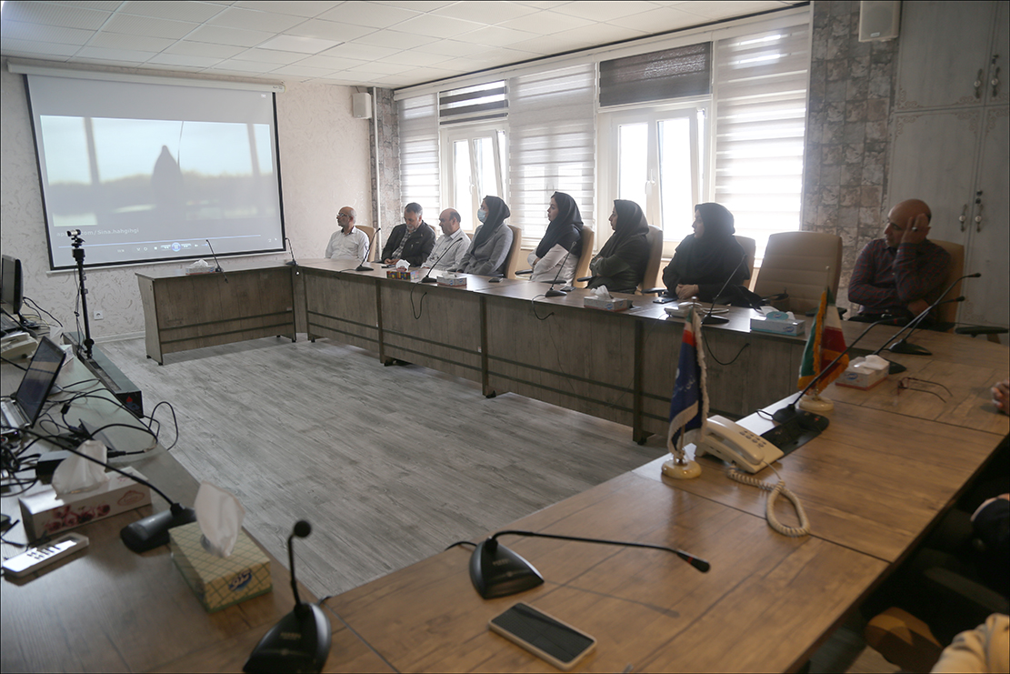 تجلیل از فرزندان شهدای بهداشت و درمان صنعت نفت فارس 30