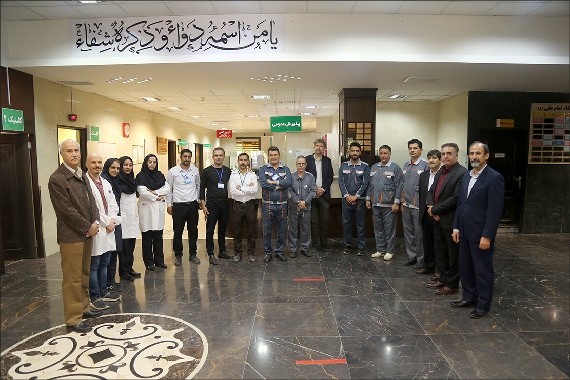 دیدار نوروزی رییس بهداشت و درمان از درمانگاه شماره 2 3