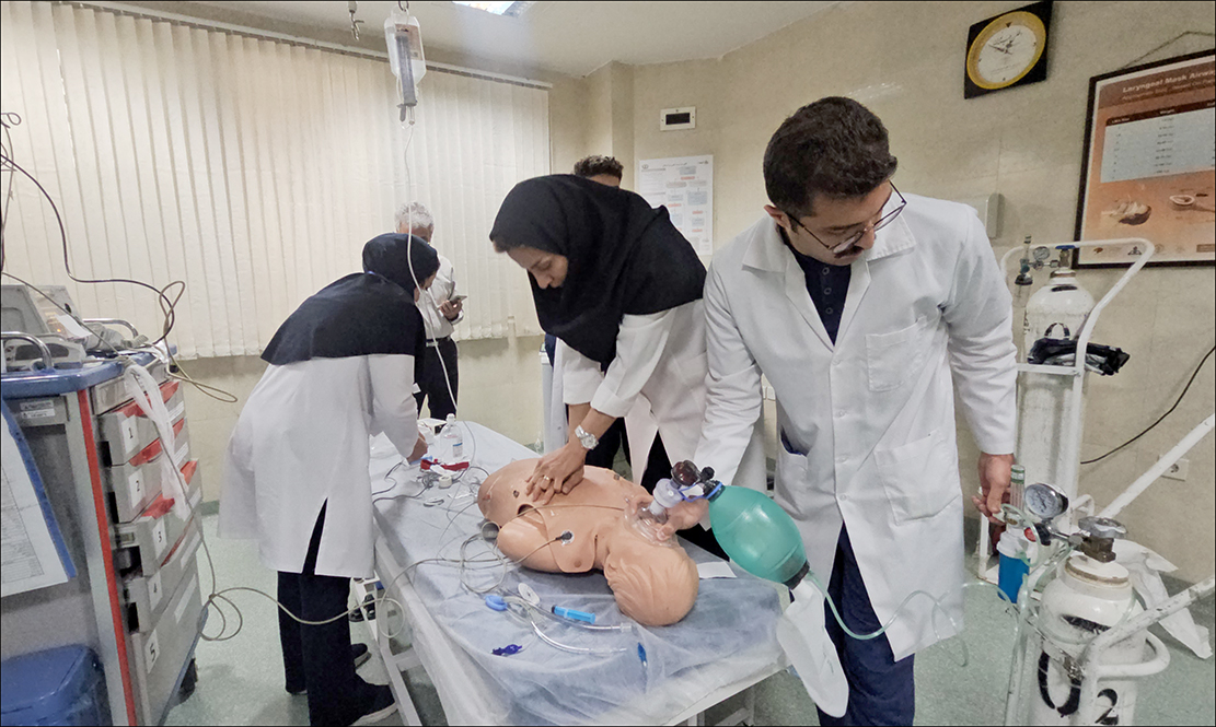 برگزاری مانور احیاء قلبی-ریوری در درمانگاه شماره 2 منطقه فارس 4
