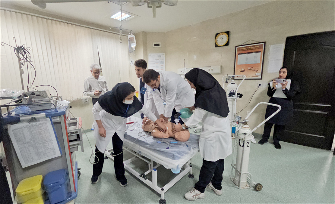 برگزاری مانور احیاء قلبی-ریوری در درمانگاه شماره 2 منطقه فارس 13