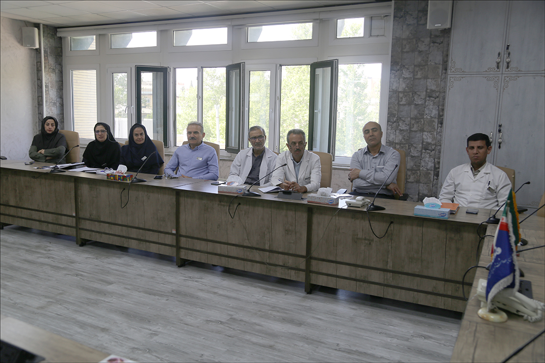 برگزاری نخستین کمیته بحران سال 1403 در بهداشت و درمان صنعت نفت فارس+ گزارش تصویری 11