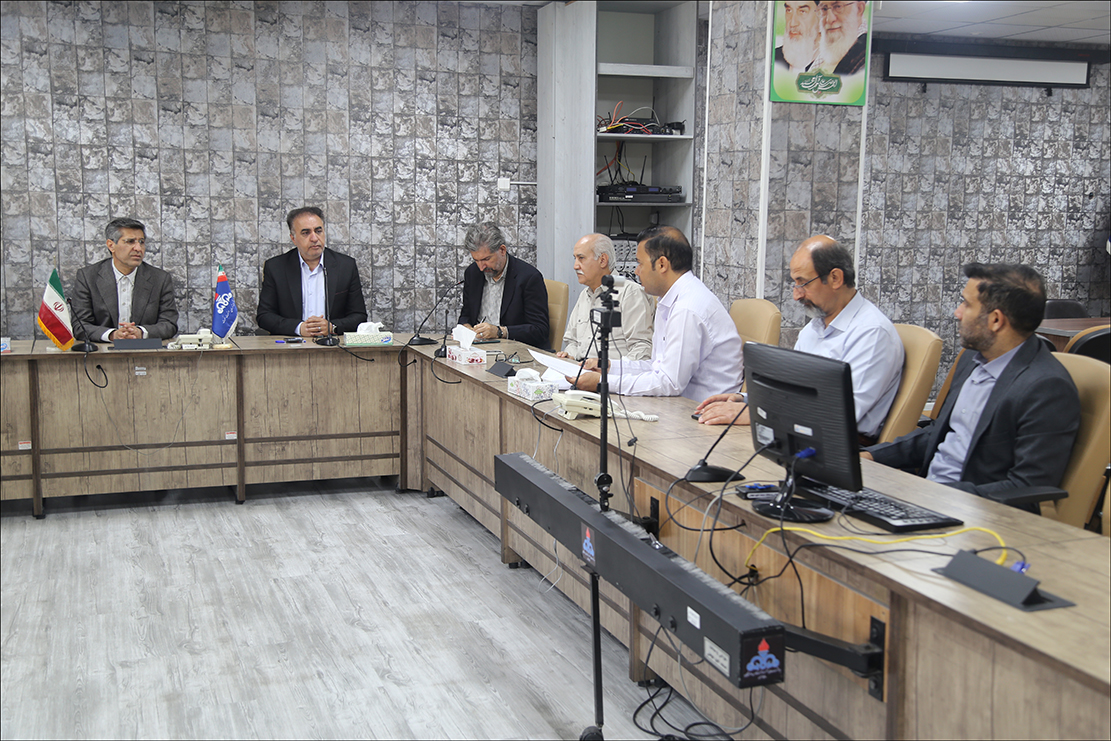 برگزاری نخستین کمیته بحران سال 1403 در بهداشت و درمان صنعت نفت فارس+ گزارش تصویری 12