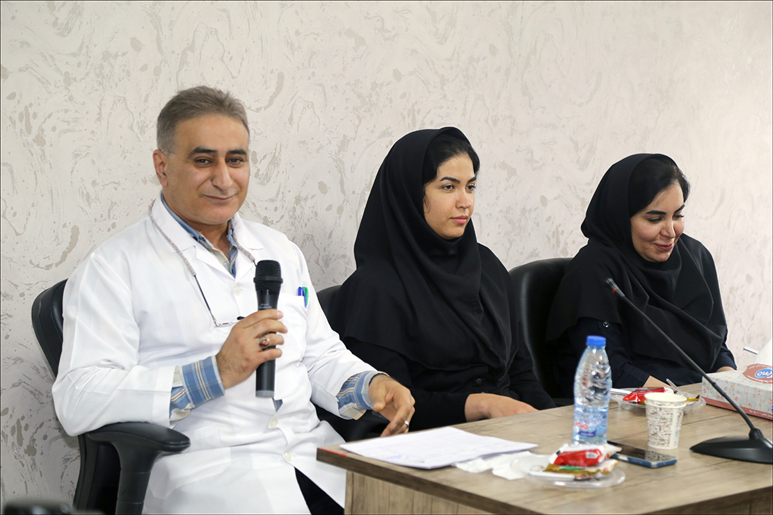 گرامی داشت روز آزمایشگاه 1