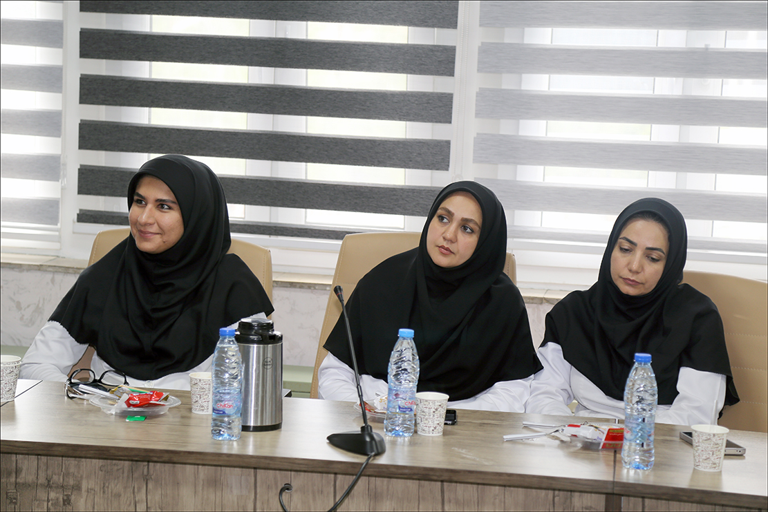 گرامی داشت روز آزمایشگاه 5